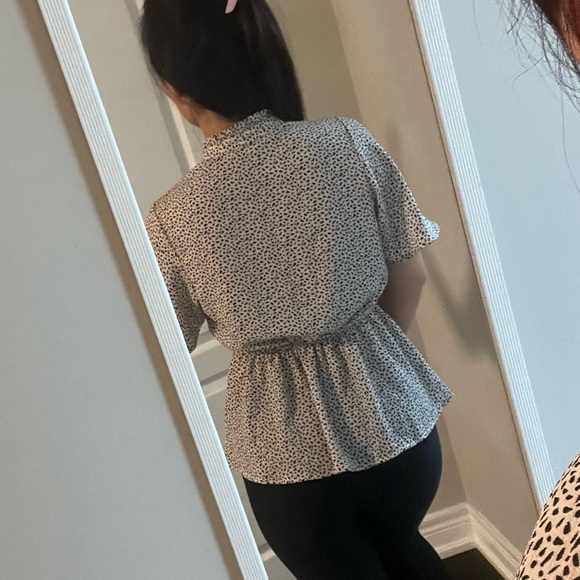 Casual top - Picture 4 of 6